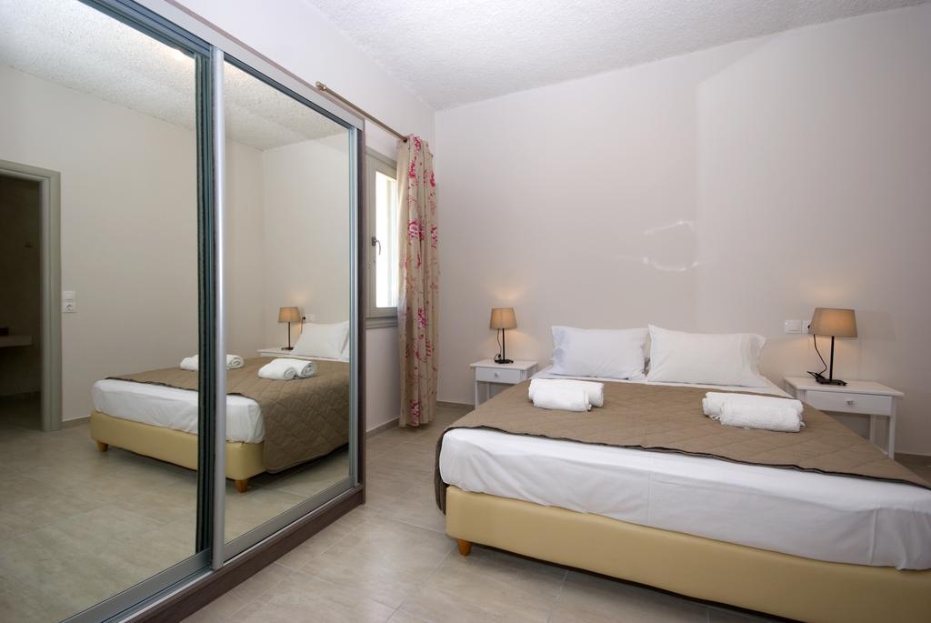 Alafouzos Studios & Apartments Kamári Camera foto
